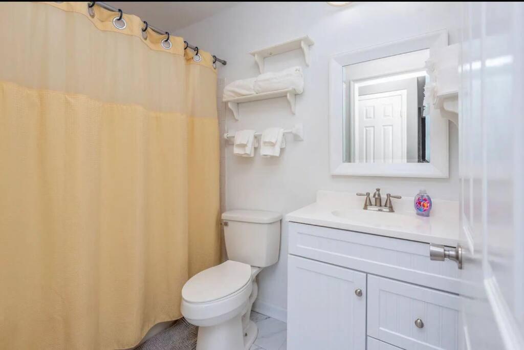 20Min To International Airport! 10Min To Pnc Music! Wifi Apartment Charlotte Luaran gambar